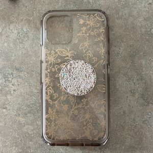 Otter box symmetry iPhone 12